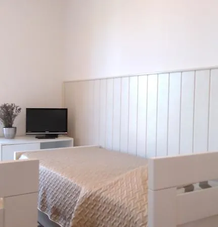 Cinzia Apartman *