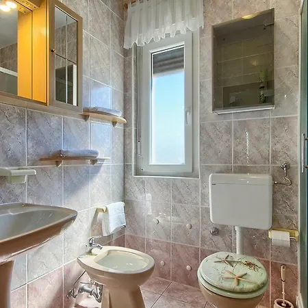 Cinzia Apartman *